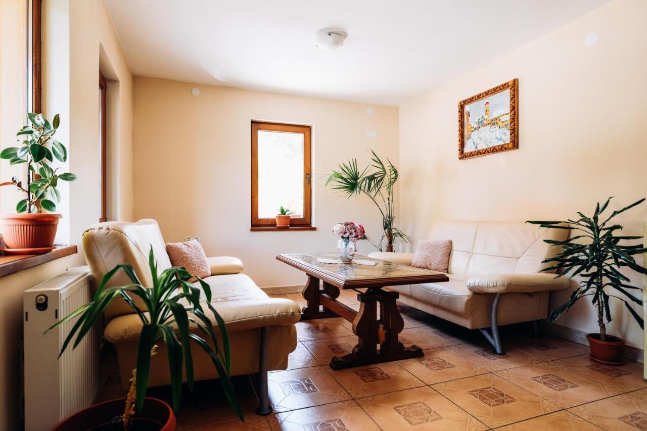 Iris 2 Bed & Breakfast Praid Ngoại thất bức ảnh