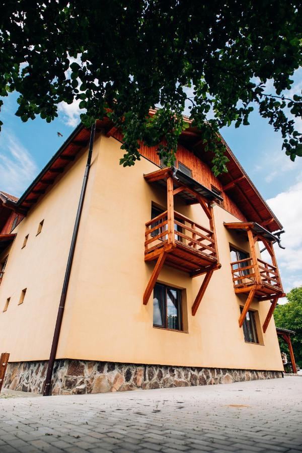 Iris 2 Bed & Breakfast Praid Ngoại thất bức ảnh